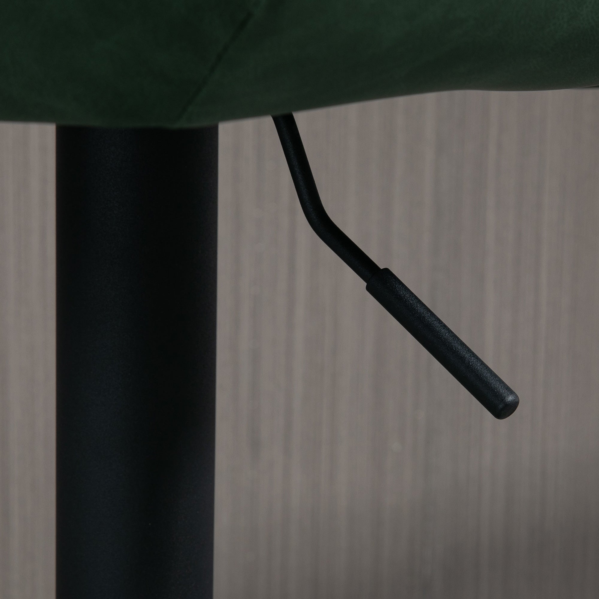 Lot de 2 tabourets de bar en similicuir, chaises de bar, tabourets hauts, hauteur réglable, pivotant à 360°, avec dossier et repose-pieds, piètement en acier, vert foncé