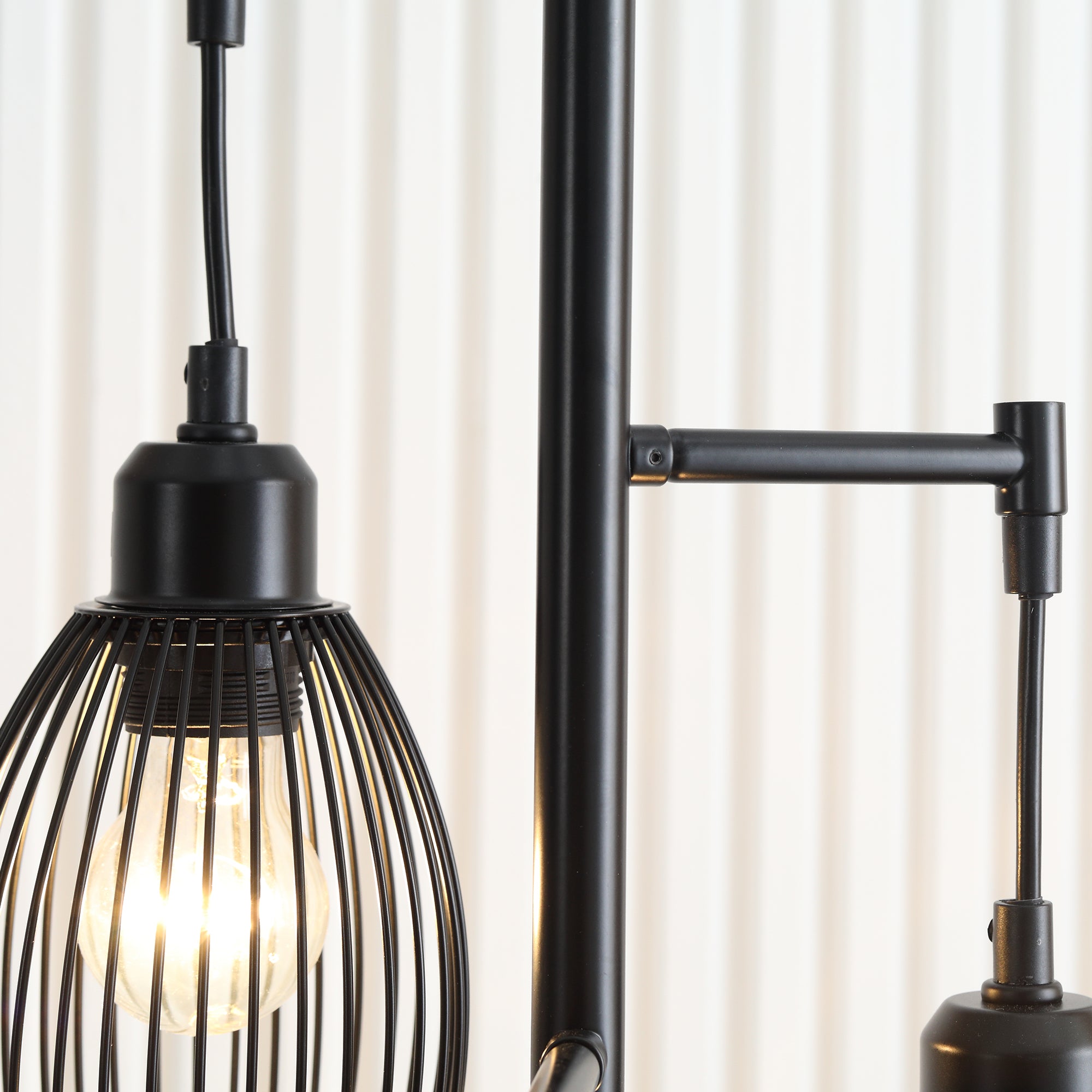 Lampadaire style industriel 40 W max. 3 abat-jours en métal filaire luminosité réglable - ampoule E27 - noir