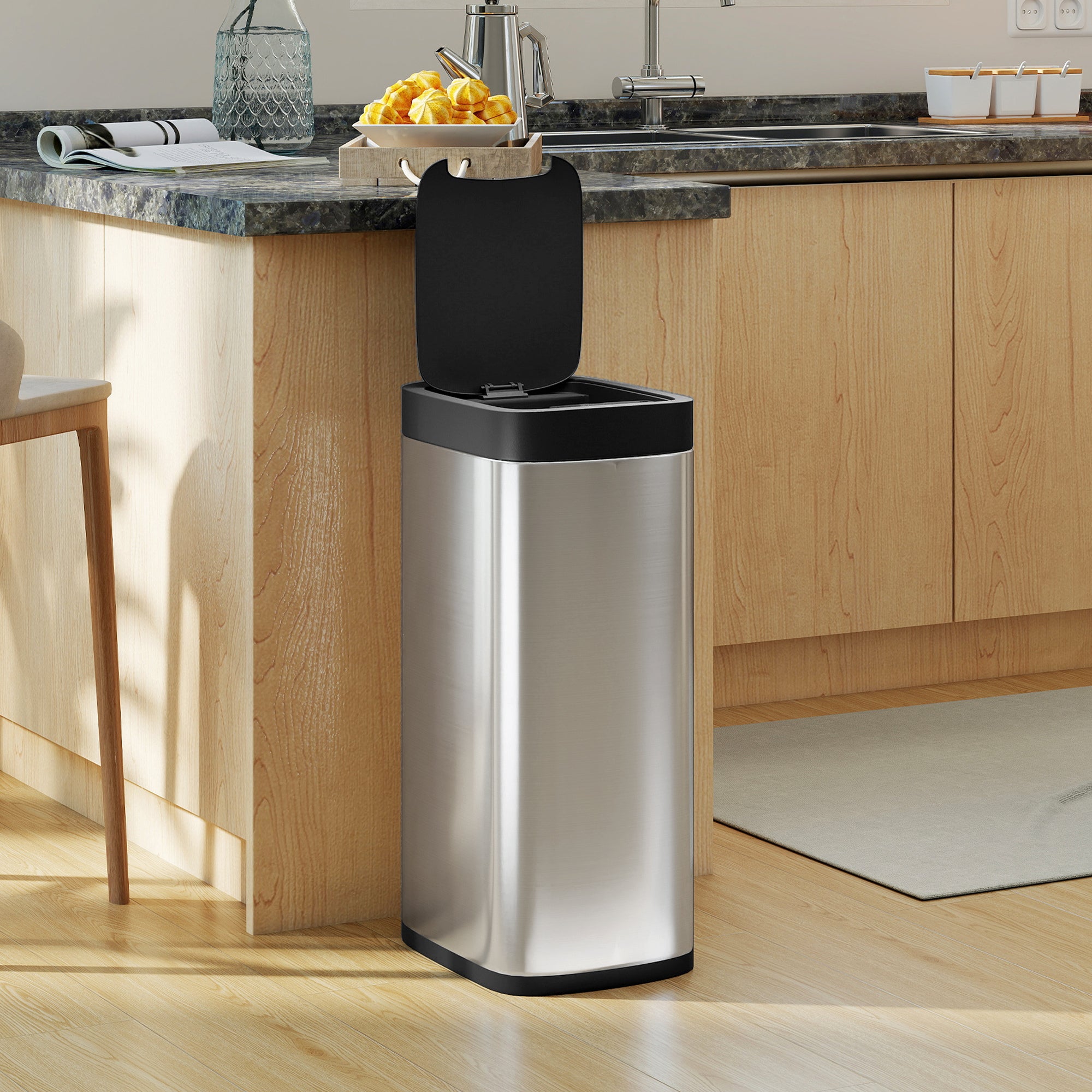Poubelle de Cuisine Automatique 50L, Poubelle à Capteur de Mouvement sans Contact, Résistant aux Empreintes Digitales, sans Bac Intérieur, Fonctionne sur Piles, Argent