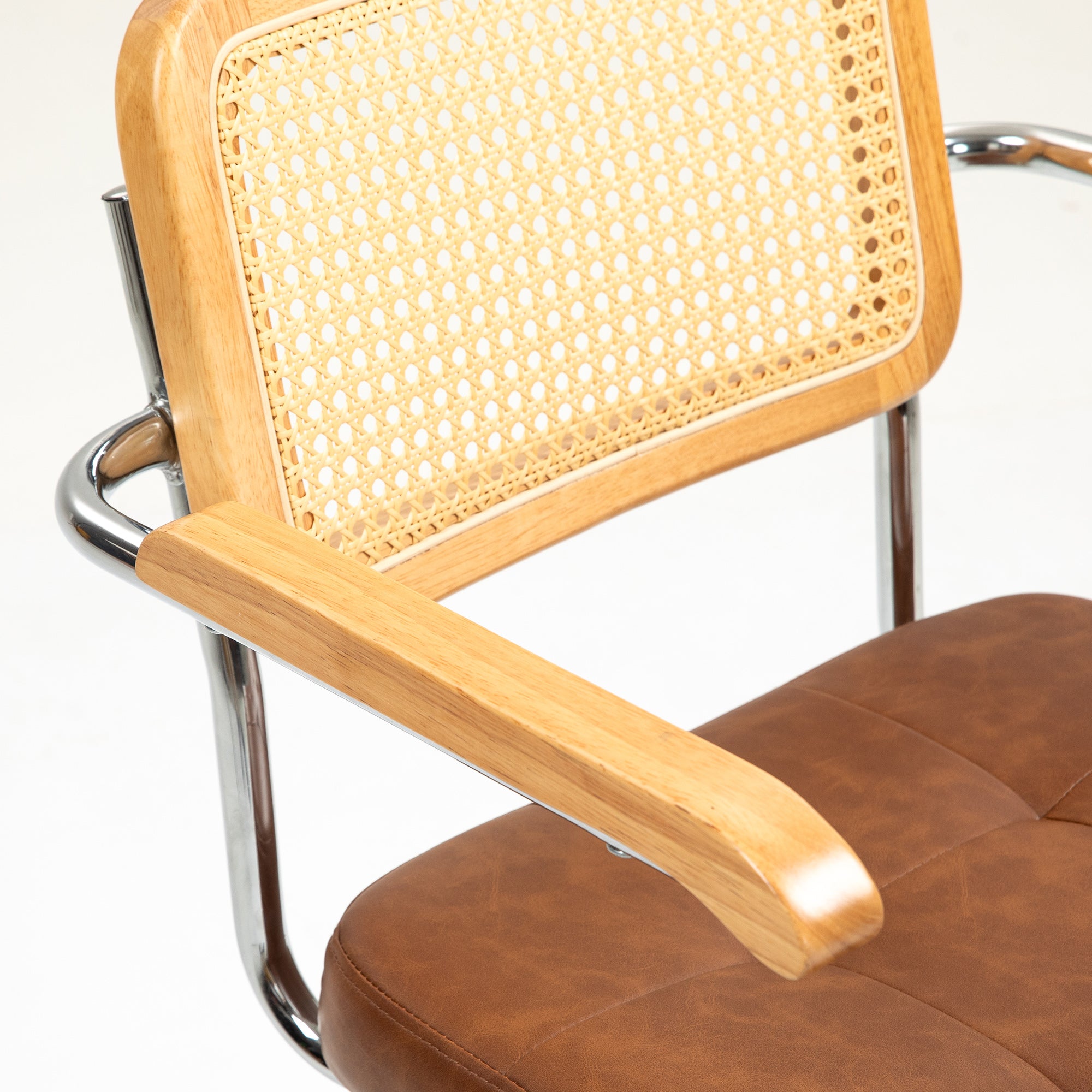 Chaise de bureau, fauteuil de bureau, fonction basculante, hauteur réglable, assise pivotante, avec accoudoirs roulettes, capacité 120 kg, marron