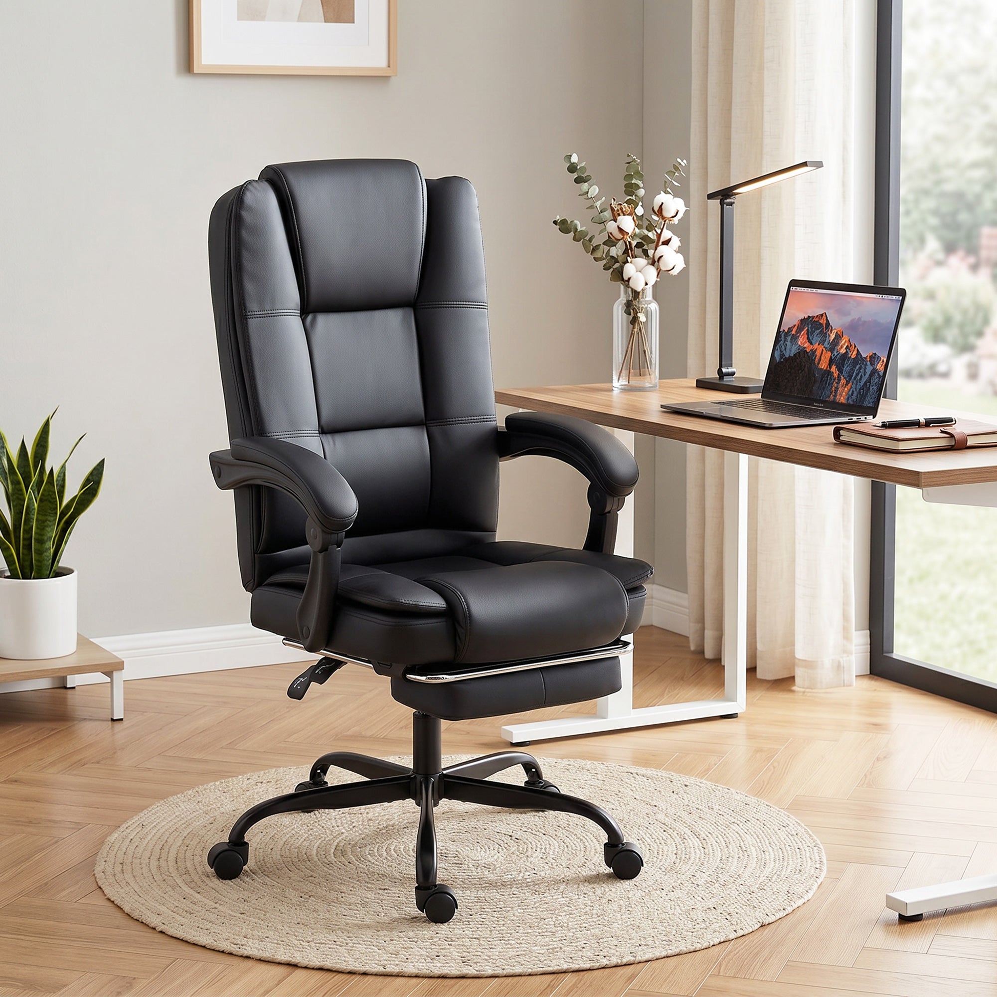 Chaise de Bureau Ergonomique, Fauteuil de Bureau Inclinable en PU avec Repose-Pieds Rétractable, Hauteur Réglable, Dossier Haut, Coussin Épais, Accoudoirs Liés, Pivotant 360°, Noir