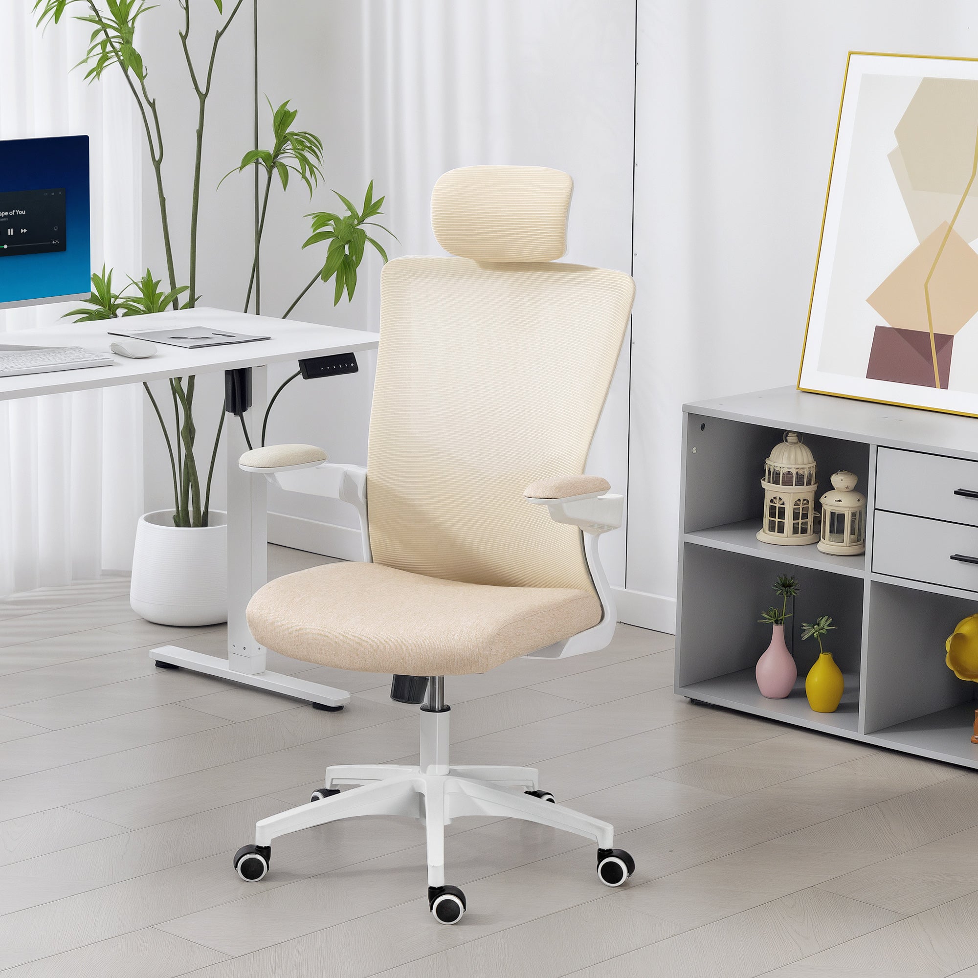 Chaise bureau ergonomique, fauteuil de bureau avec hauteur réglable, soutien lombaire, appui-tête, accoudoirs relevables, fonction bascule, pivotant à 360° et roulettes, beige