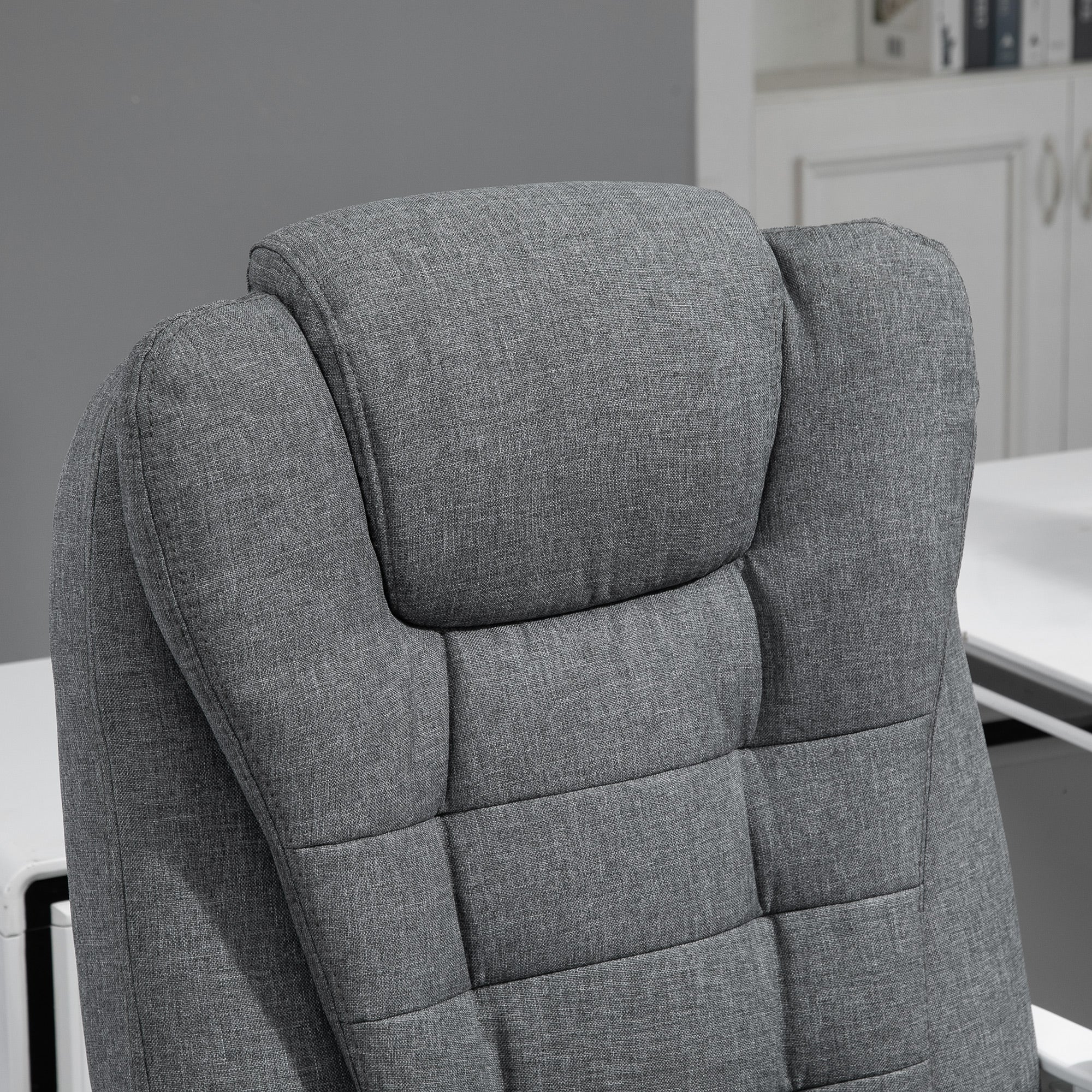 Fauteuil de bureau ergonomique, chaise de bureau avec repose-pied, dossier inclinable, accoudoirs rembourrés, en tissu aspect lin gris