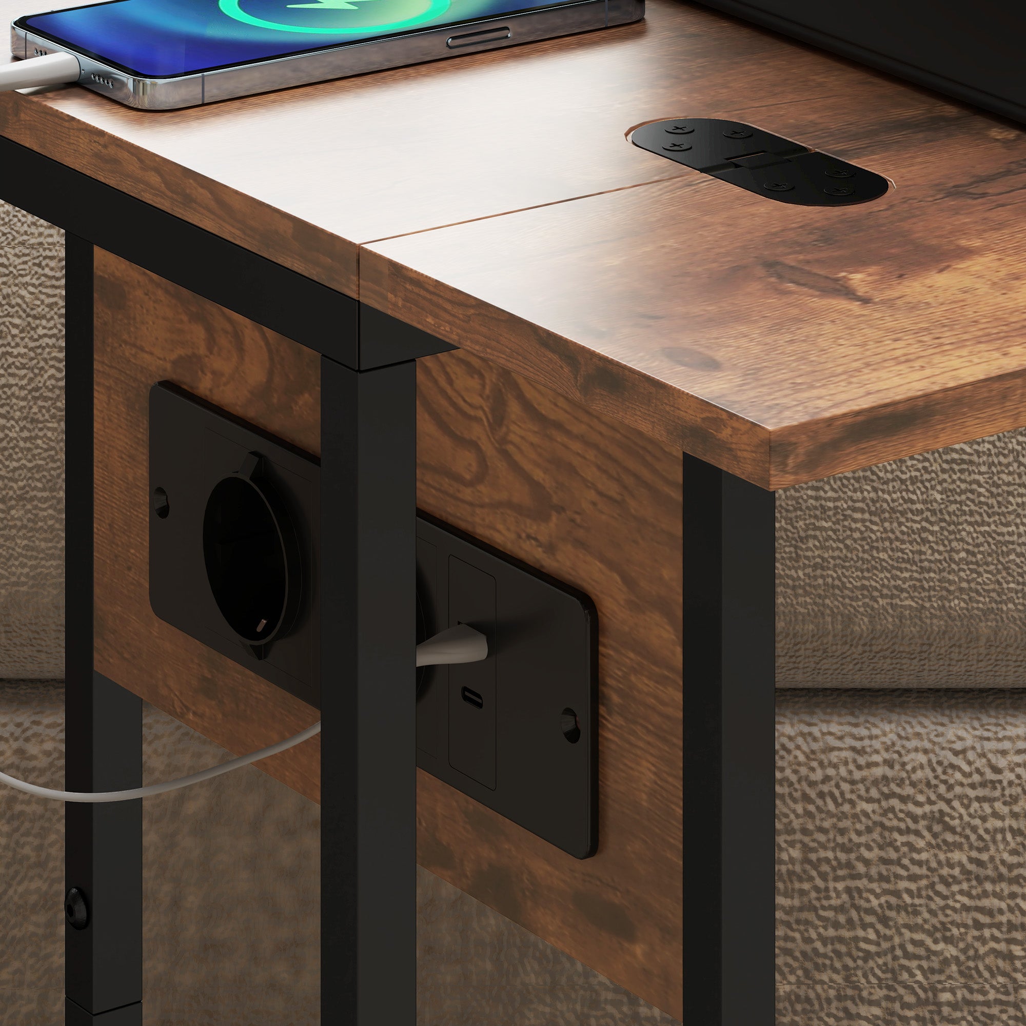 Table d'appoint avec station de charge, bout de canapé avec plateau pliable, cadre en métal, table basse pour salon, chambre, 39 x 29 x 57 cm, brun rustique et noir