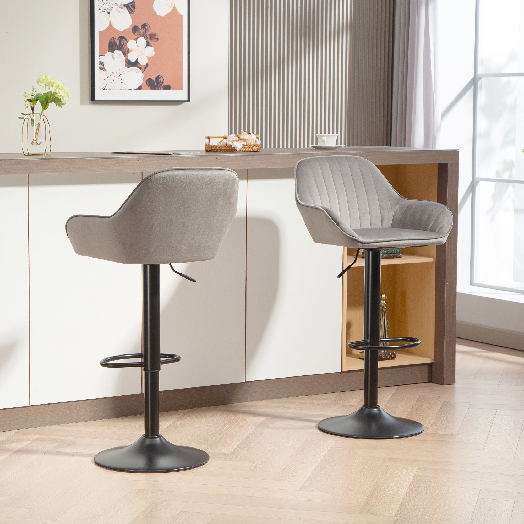 Lot de 2 tabourets de bar, chaises de bar en velours contemporain avec dossier et repose-pieds, chaise haute cuisine réglable en hauteur et pivotante à 360°, pour cuisine, comptoir, gris