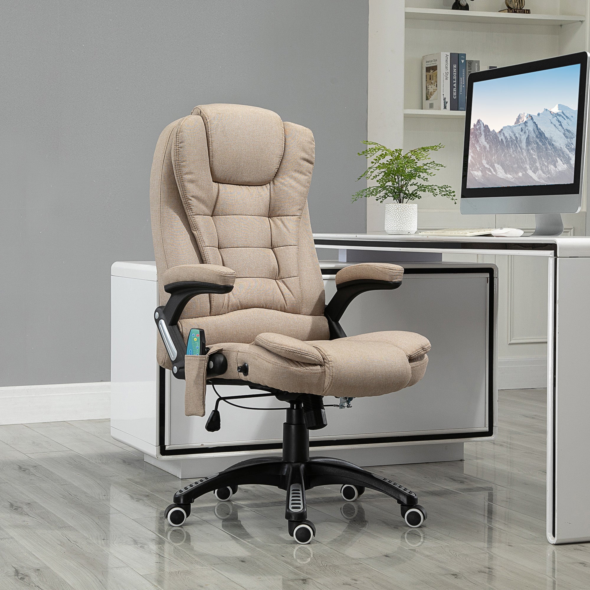 Fauteuil de bureau massant et chauffant, chaise de bureau, chaise ergonomique avec hauteur réglable, dossier inclinable et télécommande filaire, pivotant à 360° tissu en polyester beige
