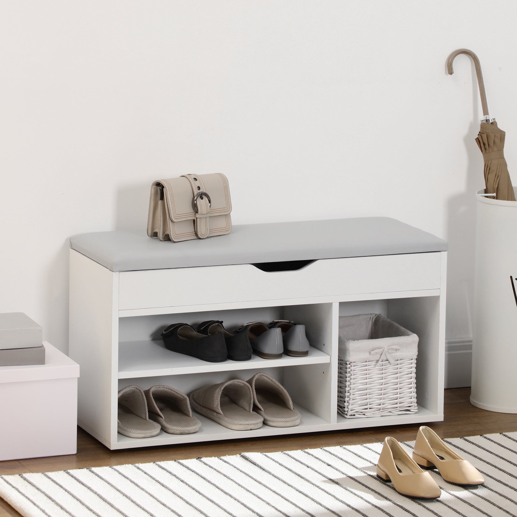 Meuble Chaussures Banc à Chaussures 2 Niveaux Rangement, Niche + Coffre intégré avec Coussin Blanc