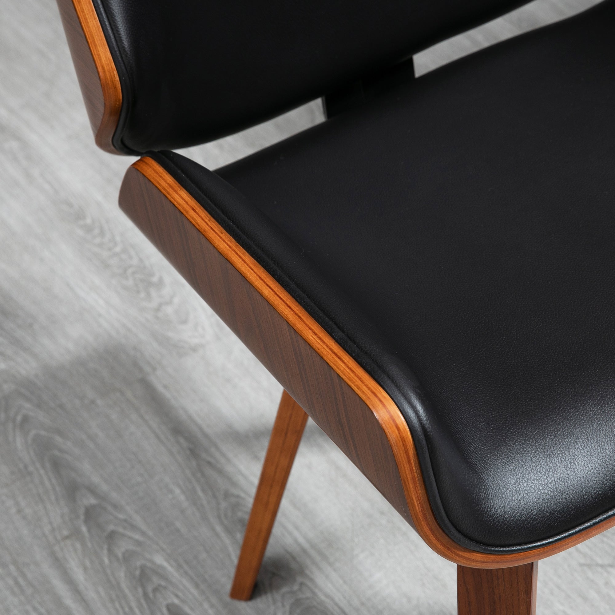 Lot de 2 chaises de salle à manger style vintage assise revêtement synthétique noir et pieds en bois