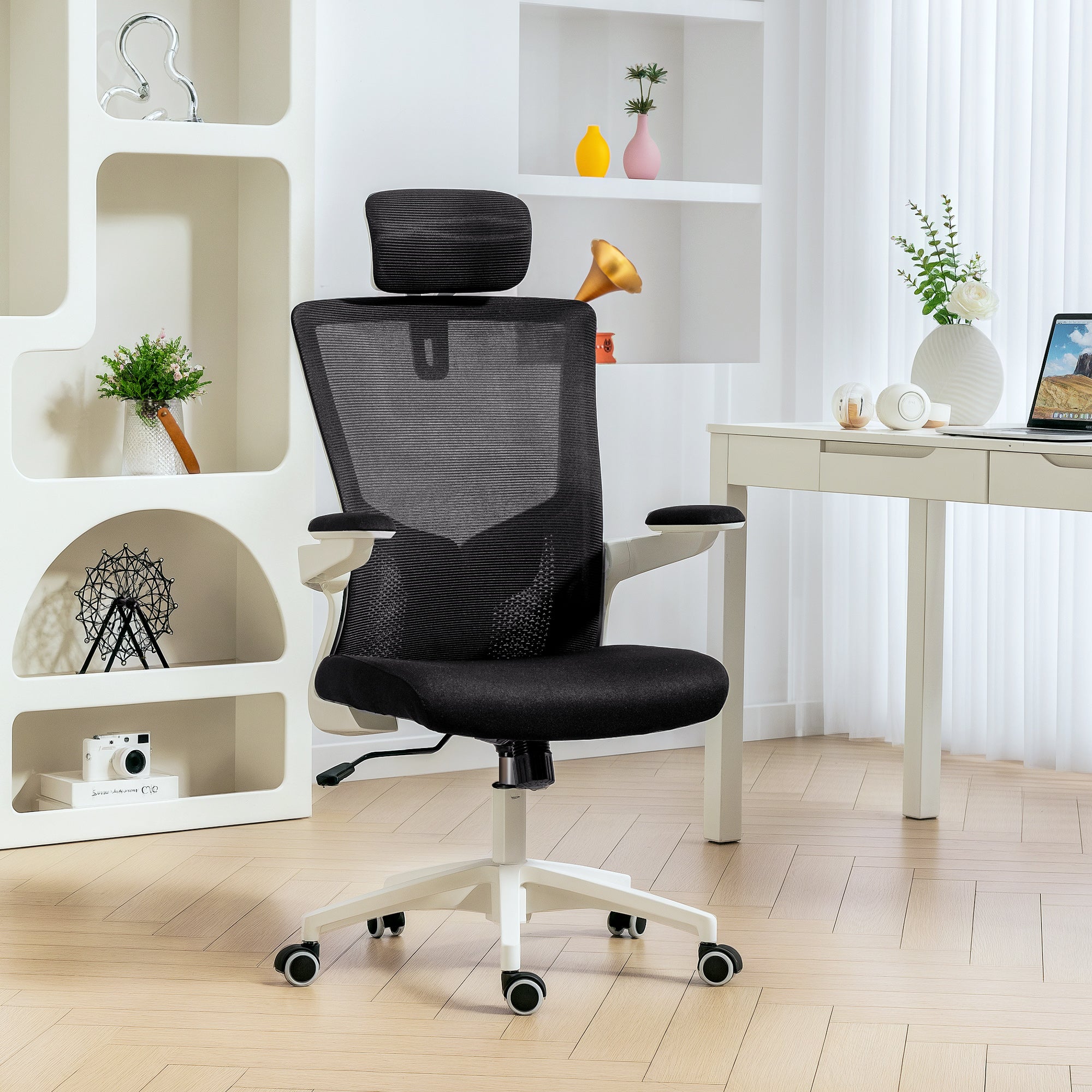 Chaise bureau ergonomique, fauteuil de bureau avec hauteur réglable, soutien lombaire, appui-tête, accoudoirs relevables, fonction bascule, pivotant à 360° et roulettes, noir