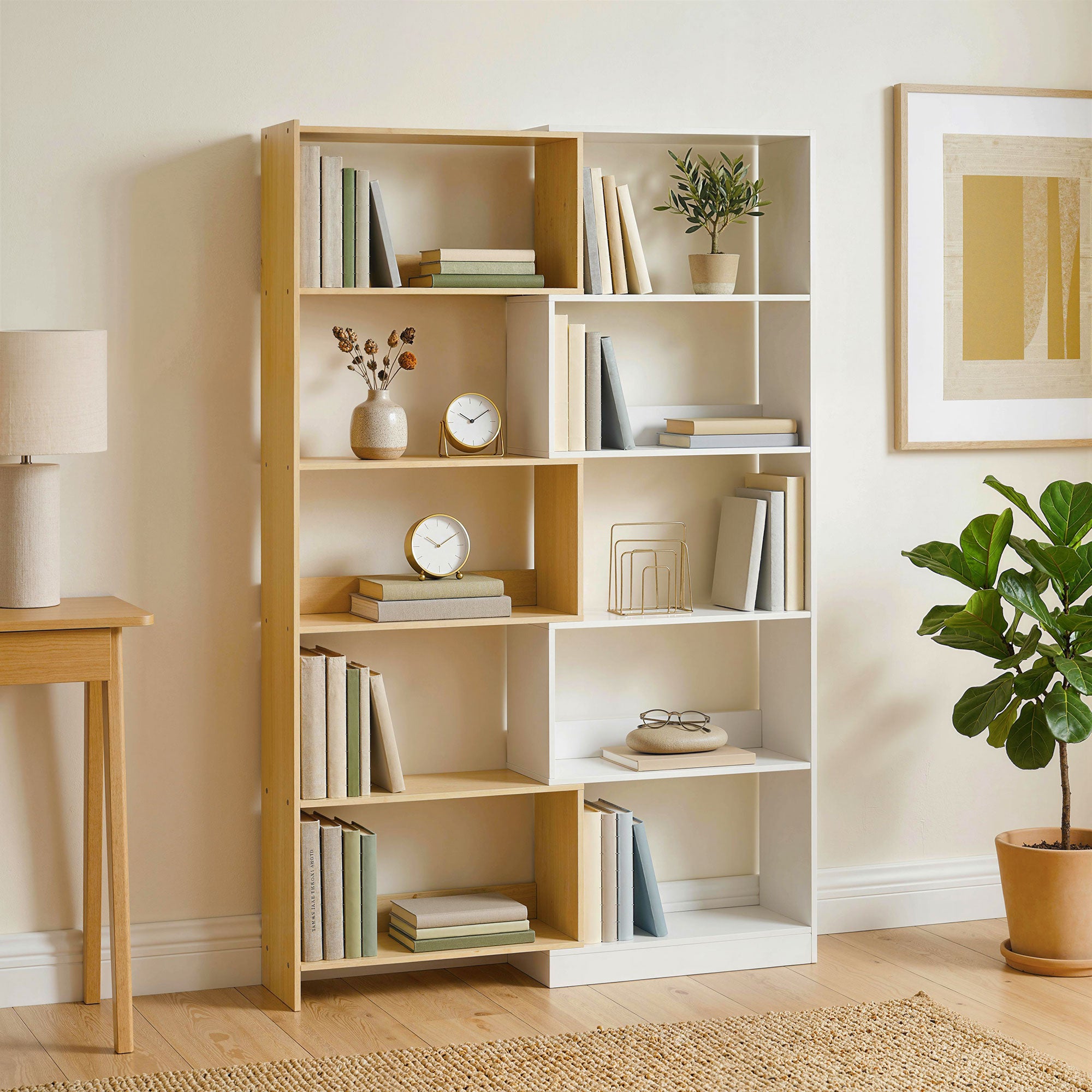 Bibliothèque d'angle rotative 350° à 5 niveaux, étagère de rangement extensible en forme L, 60-111x24x164cm, style moderne, meuble de rangement pour salon, bureau, petit espace, chêne et blanc