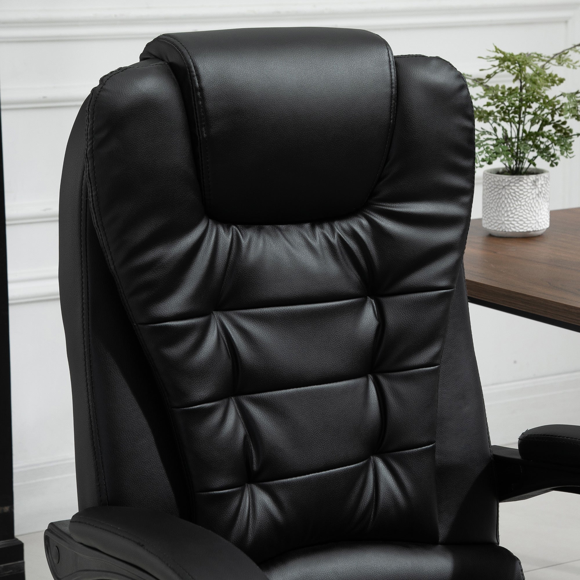 Fauteuil de bureau massant, chaise de bureau, chaise ergonomique avec hauteur réglable, dossier inclinable et télécommande filaire, repose-pieds rétractable et pivotant à 360°, noir