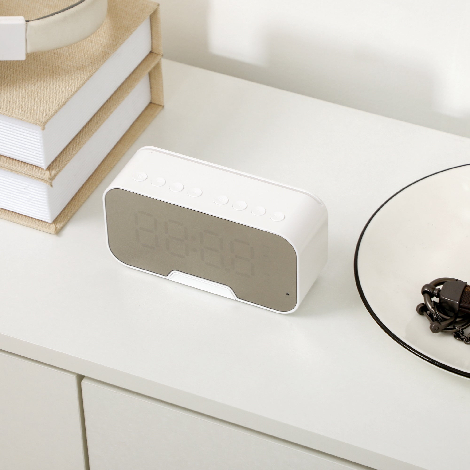 Meuble à chaussures armoire à chaussures - 2 tiroirs et 2 portes abattantes avec étagère réglable - 80 x 30 x 91,5 cm - poignées en aluminium, blanc