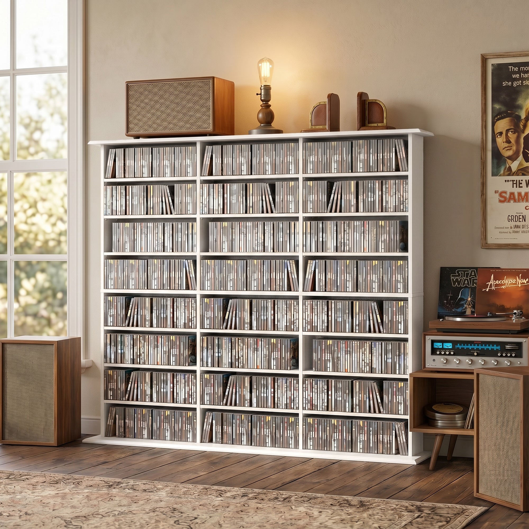 Rangements pour CD et DVD, Meuble de Rangement Multimédia, Capacité Max. 1032 CDs/594 DVDs et Blu-ray, 24 Compartiments et 18 Étagères Réglables, pour Salon, Chambre, 145x24x126,3cm, Blanc