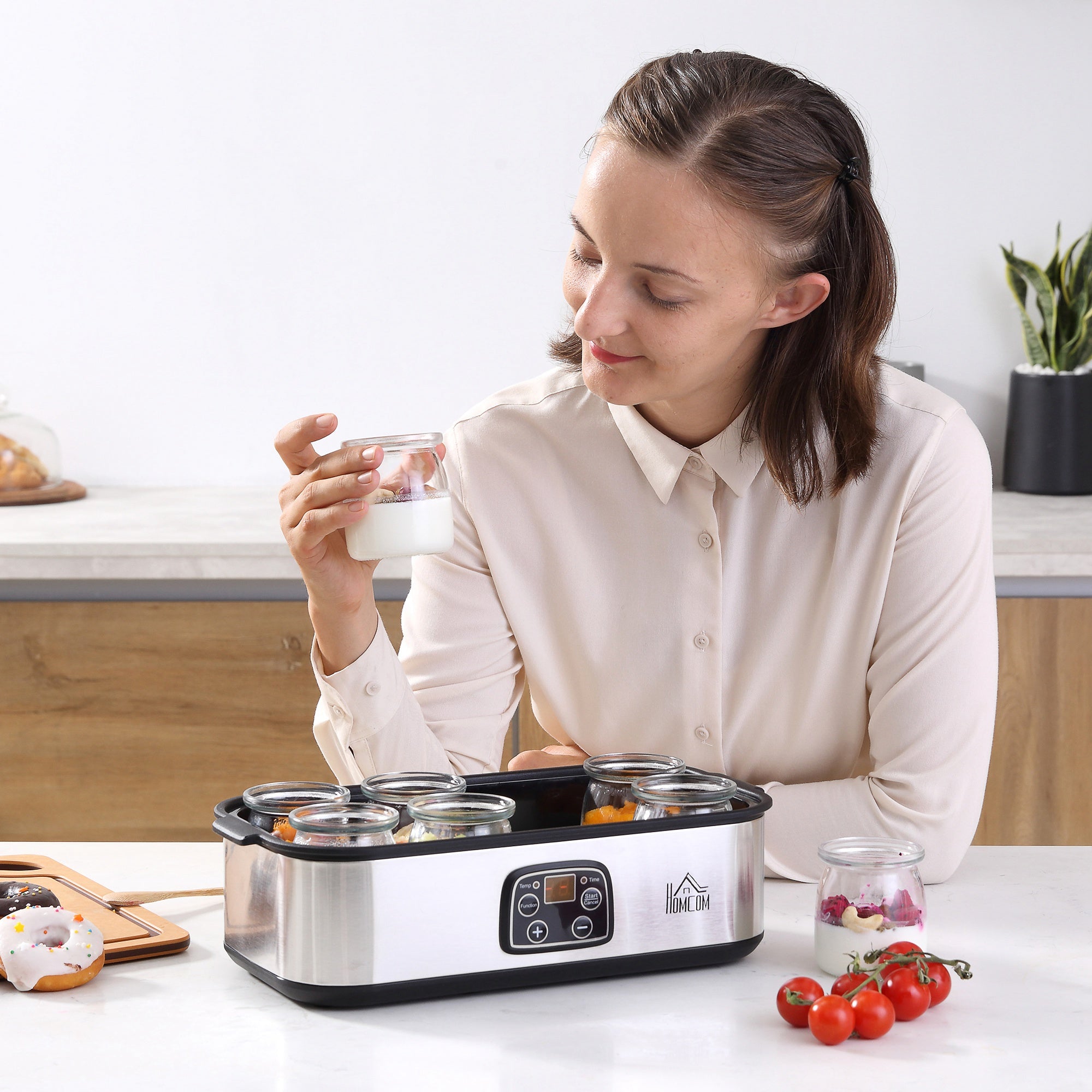 Yaourtière avec 8 pots en verre de 180ml, machine à yaourt électrique en acier inoxydable avec minuterie, thermostat réglable et affichage numérique pour des desserts maison sains