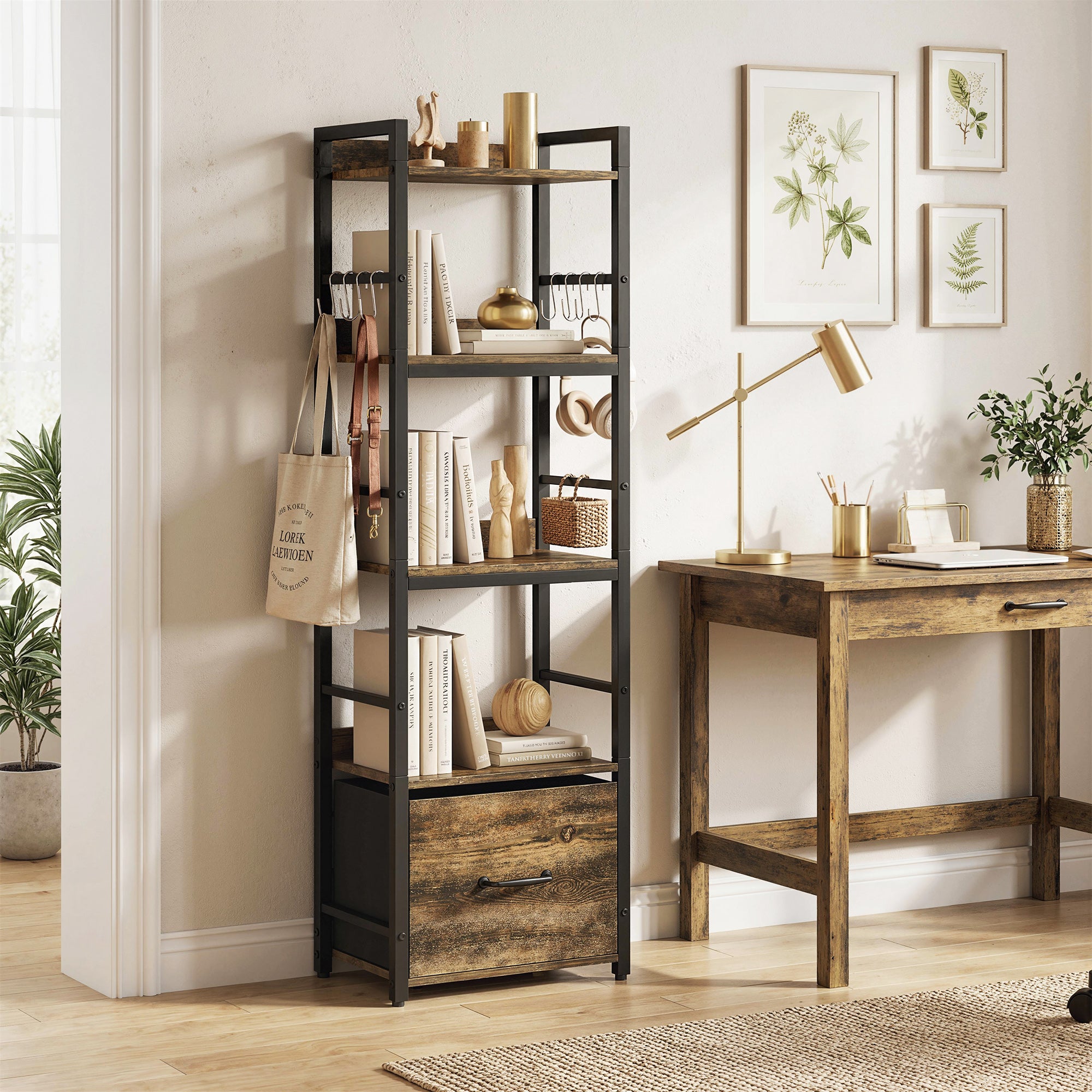 Bibliothèque à 4 niveaux, étagère de rangement étroite avec tiroir, 8 crochets, cadre en métal, meuble de rangement moderne pour salon, bureau, petit espace, 39 x 26 x 136,5 cm, brun rustique