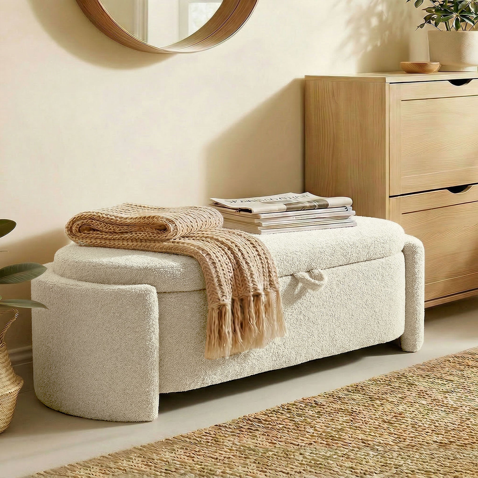 Banc de rangement, bout de lit ovale, repose-pieds rembourré en polaire Teddy avec assise large, charge 200 Kg, coffre de rangement pour salon, chambre, entrée, 129 x 48,5 x 44 cm, crème
