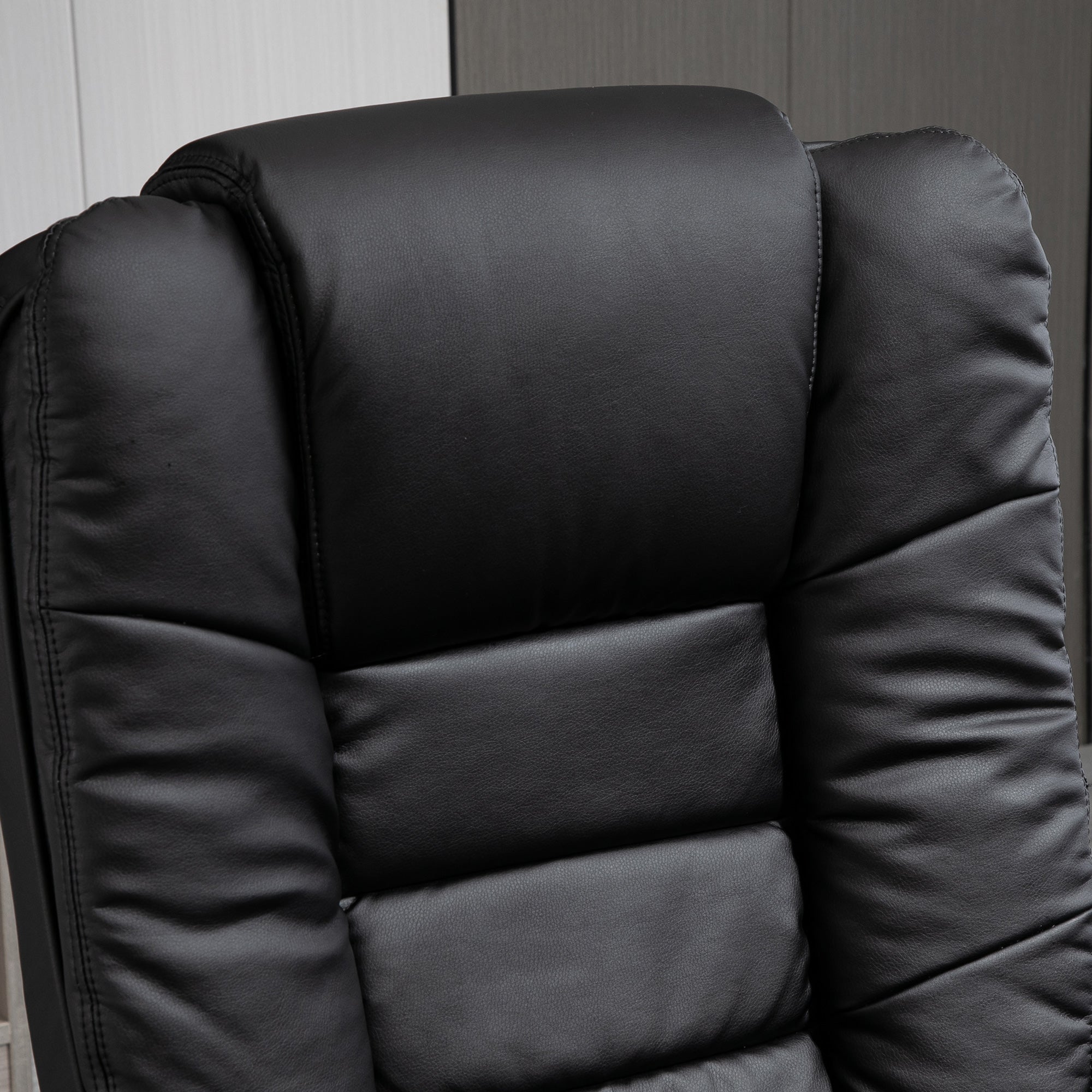 Fauteuil de relaxation avec repose-pied, dossier inclinable 135° max., siège pivotant 360°, assise rembourrée confort, revêtement synthétique, pour salon, chambre, bureau, noir