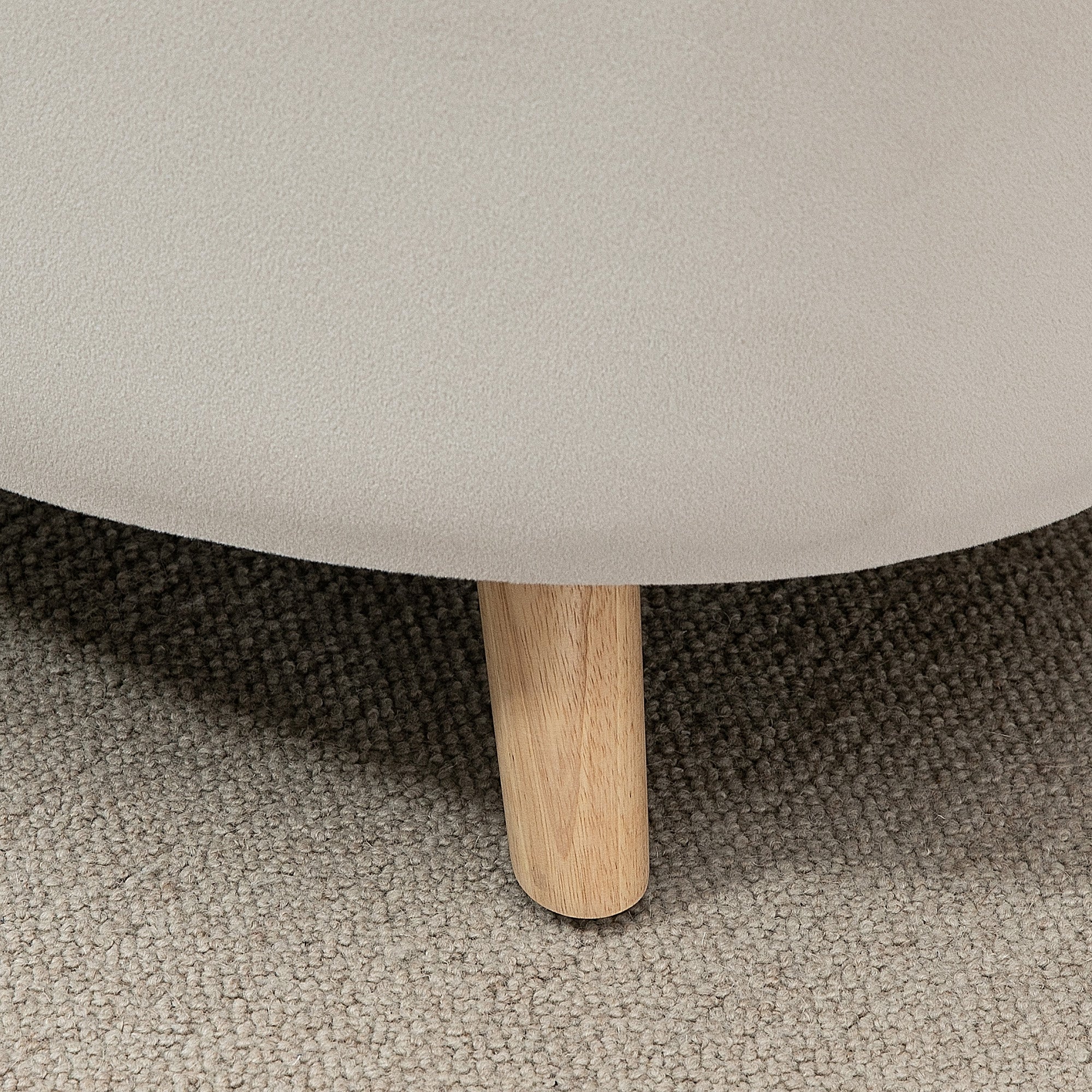 Coffre de Rangement, Tabouret Ovale, banc de rangement en Velours, Pieds en Bois d'hévéa, pour la Chambre à Coucher, entrée, Salon, Charge 120 Kg, 71 x 51,5 x 42 cm, Beige