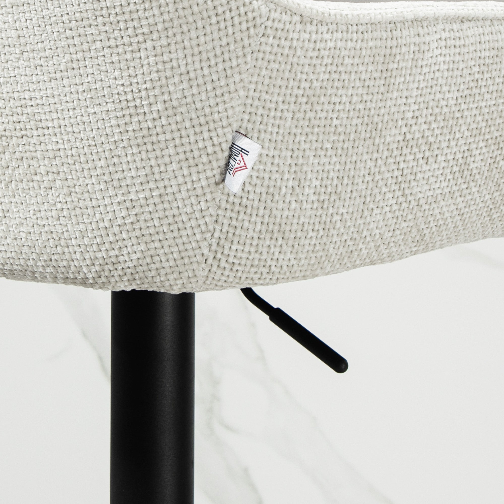 Lot de 2 tabourets de bar, chaises de bar, hauteur réglable, assise pivotante, avec dossier et repose-pieds, tissu effet lin et base en acier, pour cuisine, salle à manger, crème