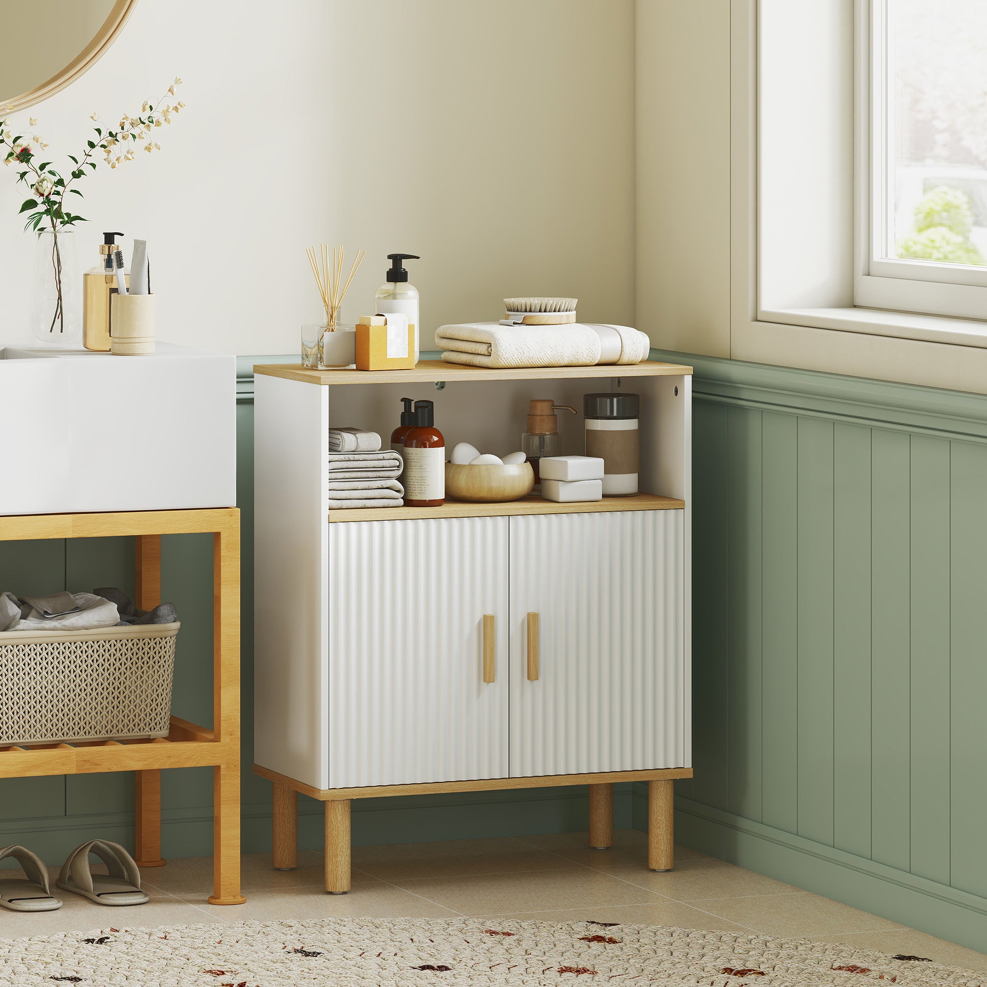 Meuble de salle de bain, meuble de rangement avec 2 portes, compartiment ouvert et étagère réglable, armoire salle de bain, salon, chambre, 60 x 29,5 x 76,5 cm, blanc et bois naturel