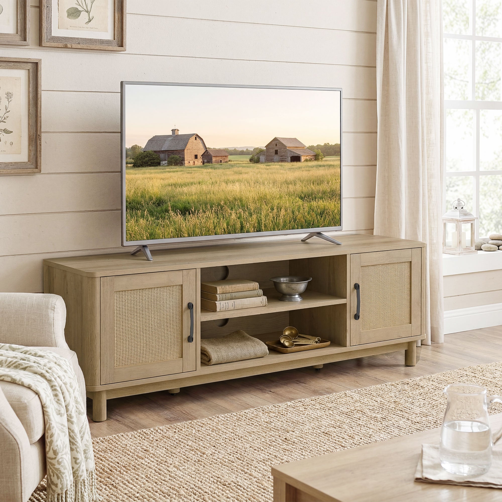 Meuble TV 135 cm, meuble télé pour téléviseur jusqu'à 65 pouces avec 2 portes en rotin, 2 compartiments ouverts, style bohème, 6 pieds en bois de pin, banc TV pour salon, chambre, chêne