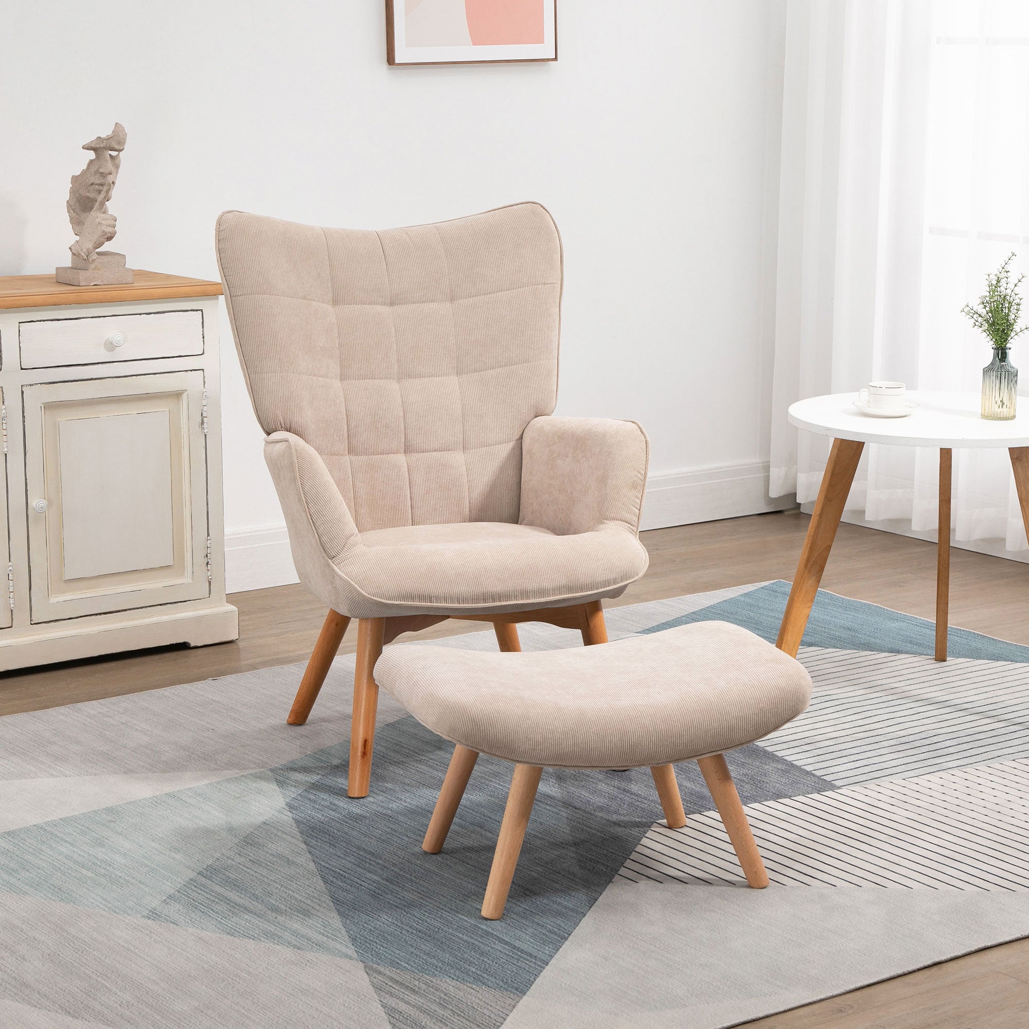 Fauteuil avec repose pied, fauteuil salon avec pieds en bois, dossier haut et tissu aspect velours côtelé, pour salon chambre à coucher beige