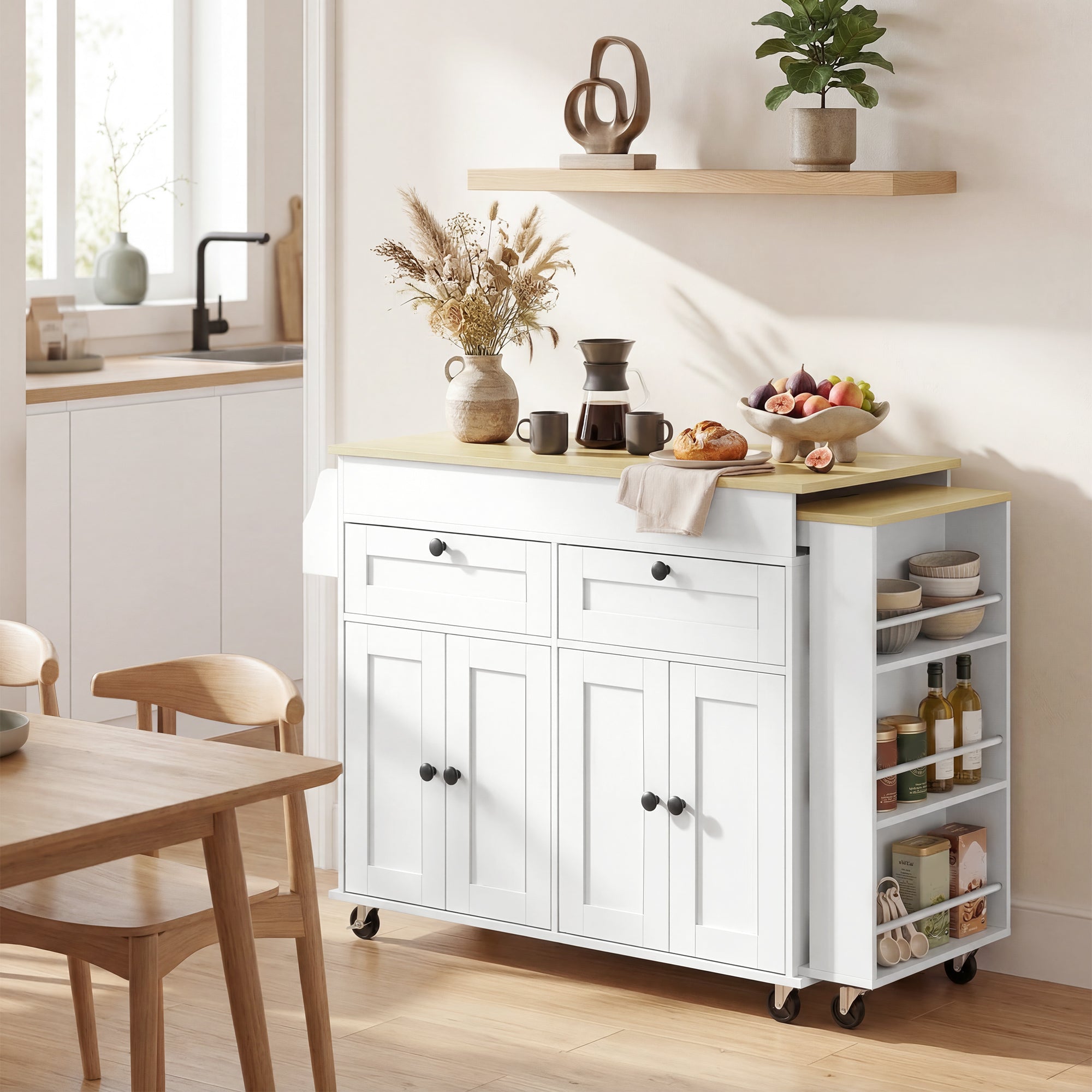 Îlot Central Cuisine avec Plateau Extensible, Desserte de Cuisine sur Roulettes avec 2 Tiroirs, 4 Portes, Porte-Serviettes et Porte-Épices, Style Rustique,127,2-189,2 x 50 x 87,8 cm, Blanc