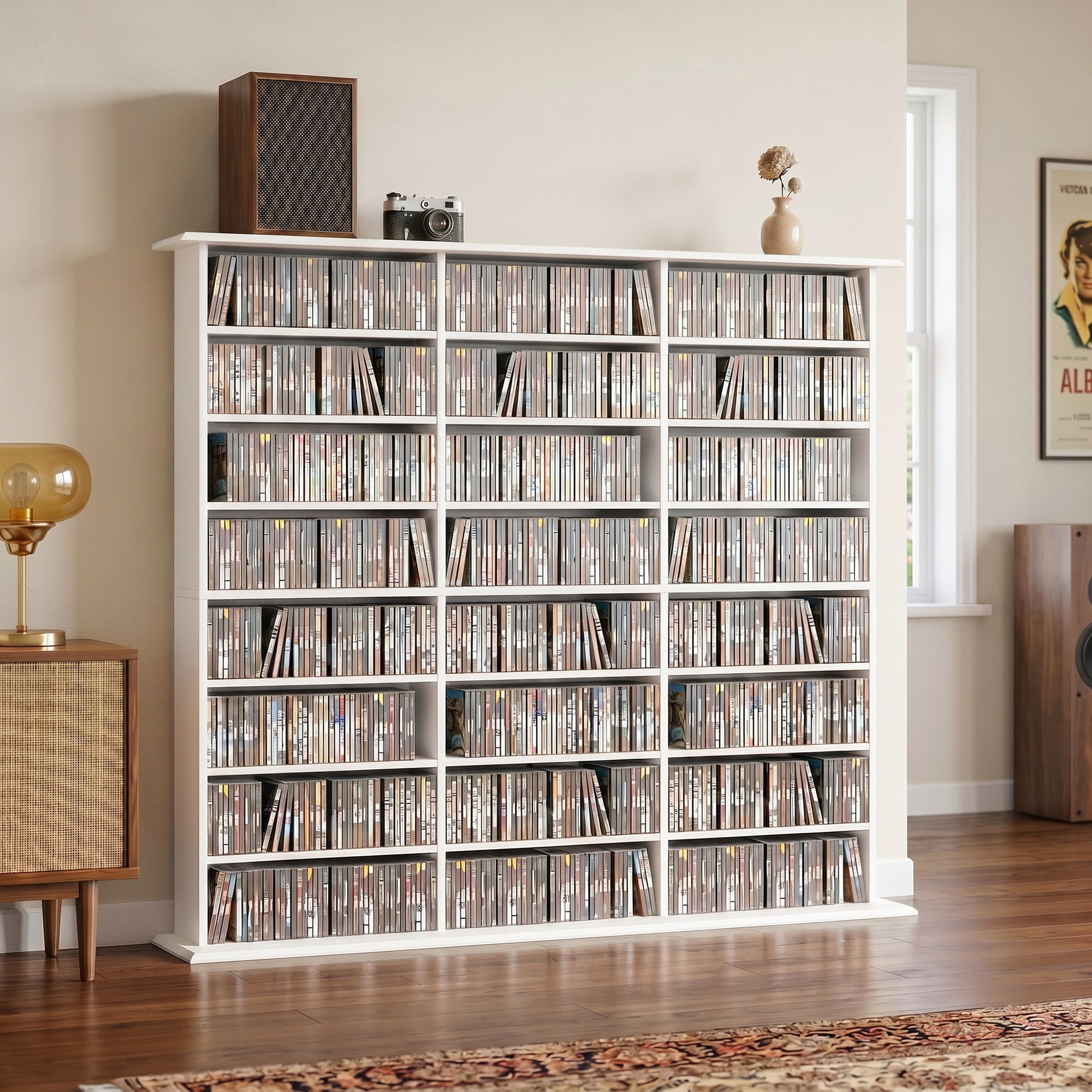 Rangements pour CD et DVD, Meuble de Rangement Multimédia, Capacité Max. 1032 CDs/594 DVDs et Blu-ray, 24 Compartiments et 18 Étagères Réglables, pour Salon, Chambre, 145x24x126,3cm, Blanc