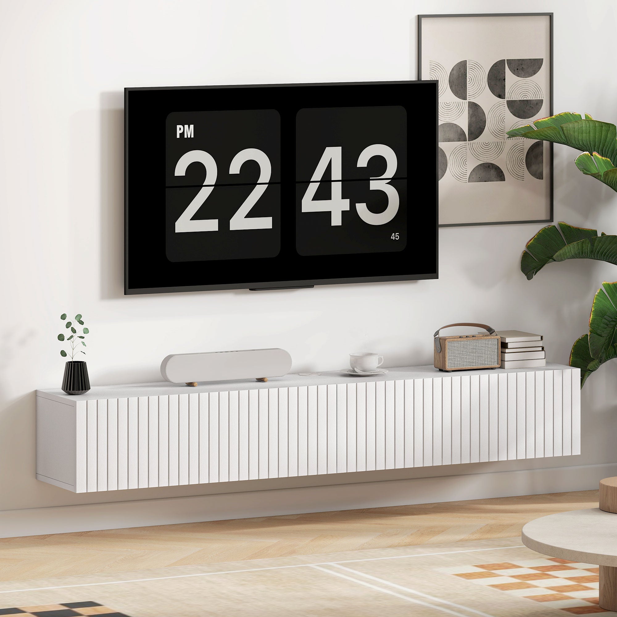 Meuble TV suspendu flottant 140 cm, meuble télé pour téléviseur jusqu'à 72 pouces avec 2 portes cannelées rabattables, banc TV mural pour salon, chambre à coucher, blanc