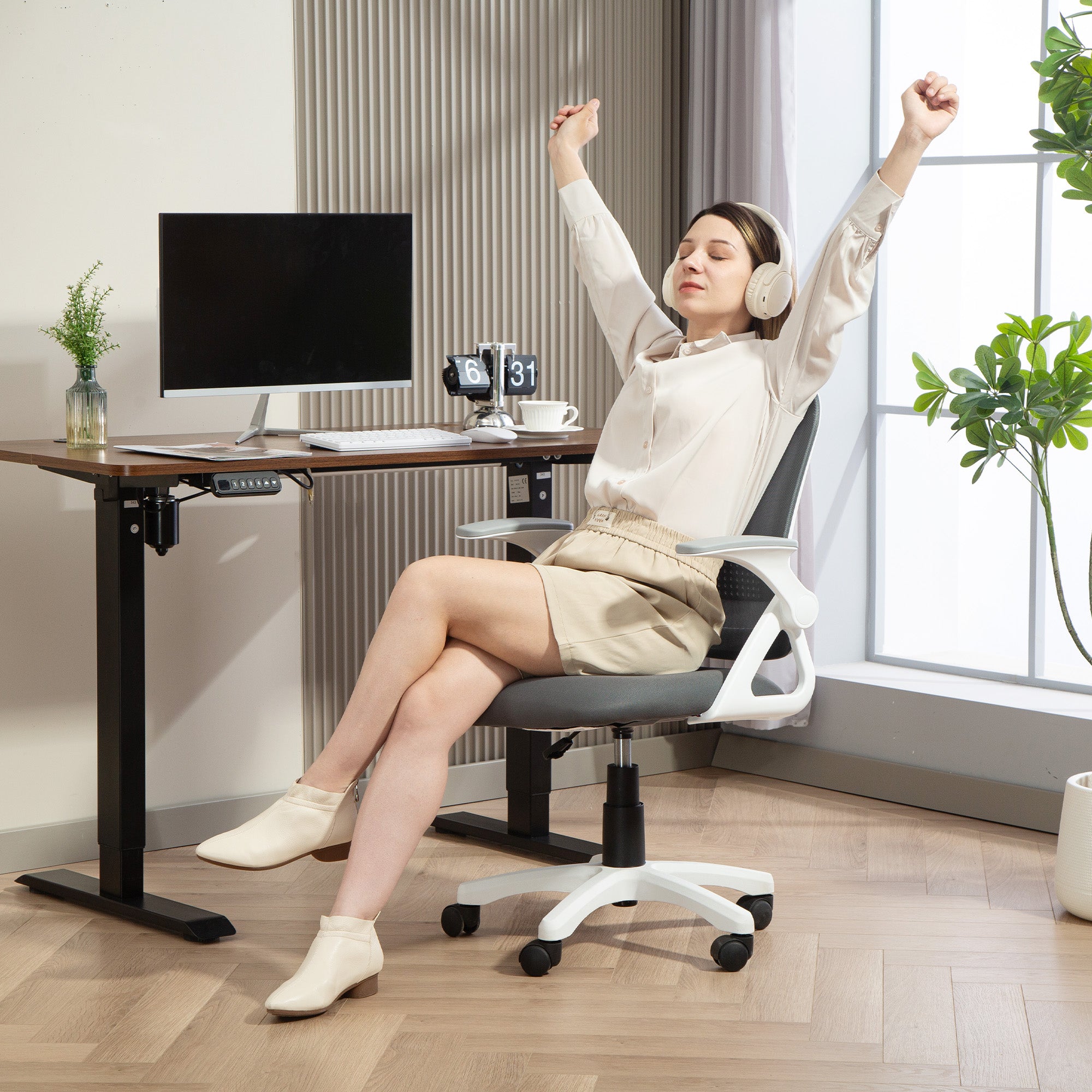 Chaise bureau ergonomique, fauteuil de bureau en maille avec accoudoirs relevables, hauteur réglable, soutien lombaire et pivotant à 360°, 57,5 x 60 x 101 cm, gris