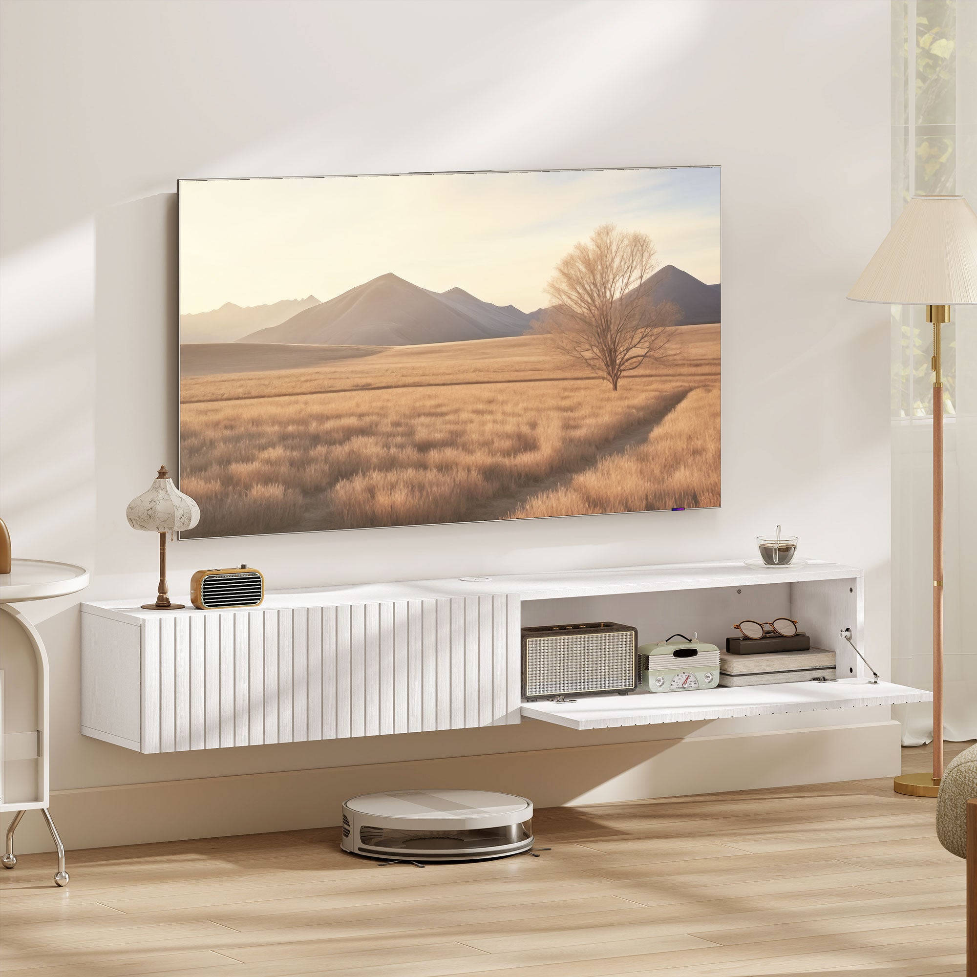 Meuble TV suspendu flottant 140 cm, meuble télé pour téléviseur jusqu'à 72 pouces avec 2 portes cannelées rabattables, banc TV mural pour salon, chambre à coucher, blanc